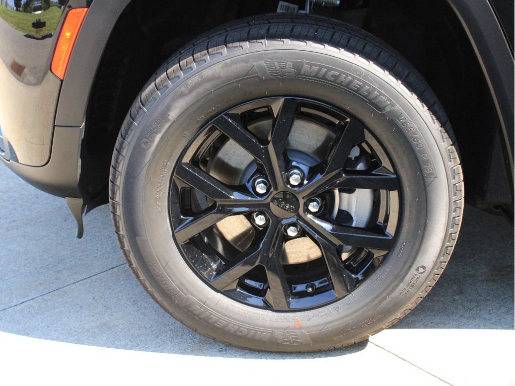 New 2026 Jeep Grand Cherokee L 4WD image 38