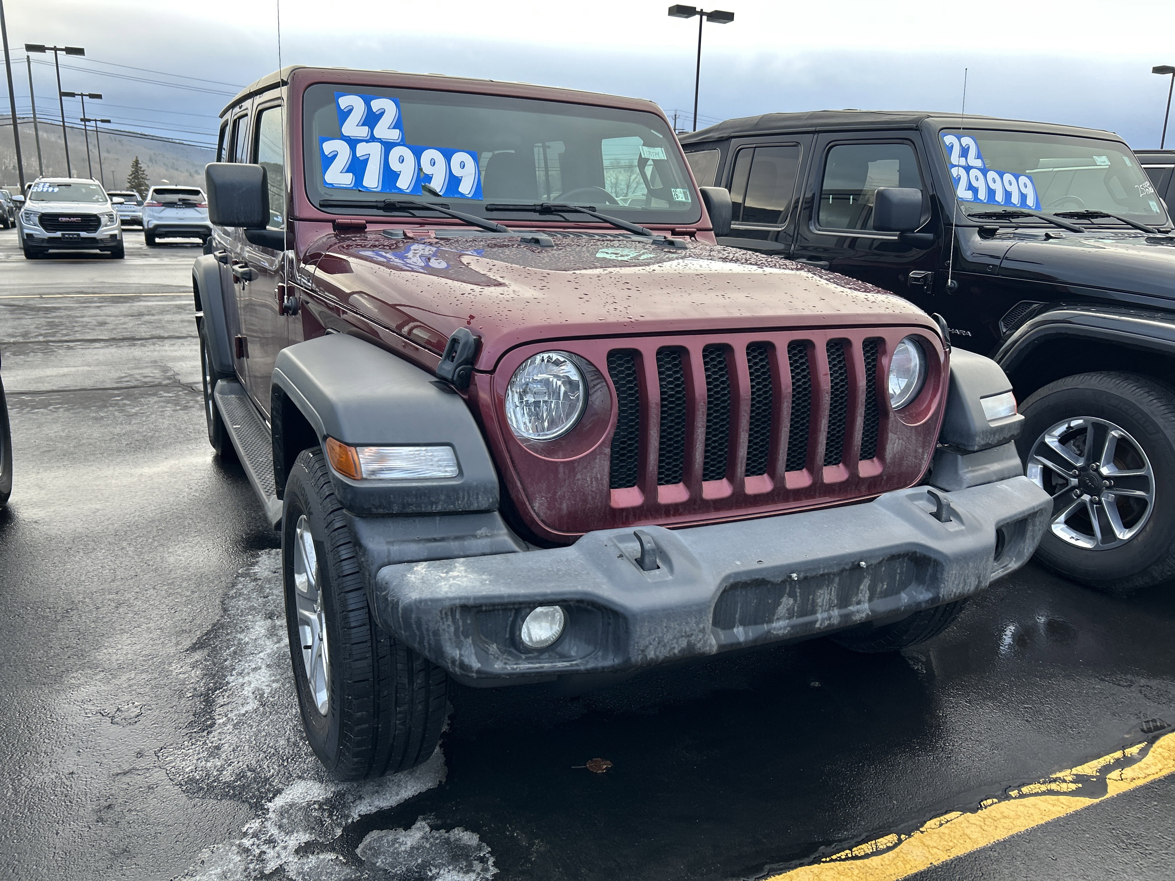 Used 2022 Jeep Wrangler Unlimited Sport image 2