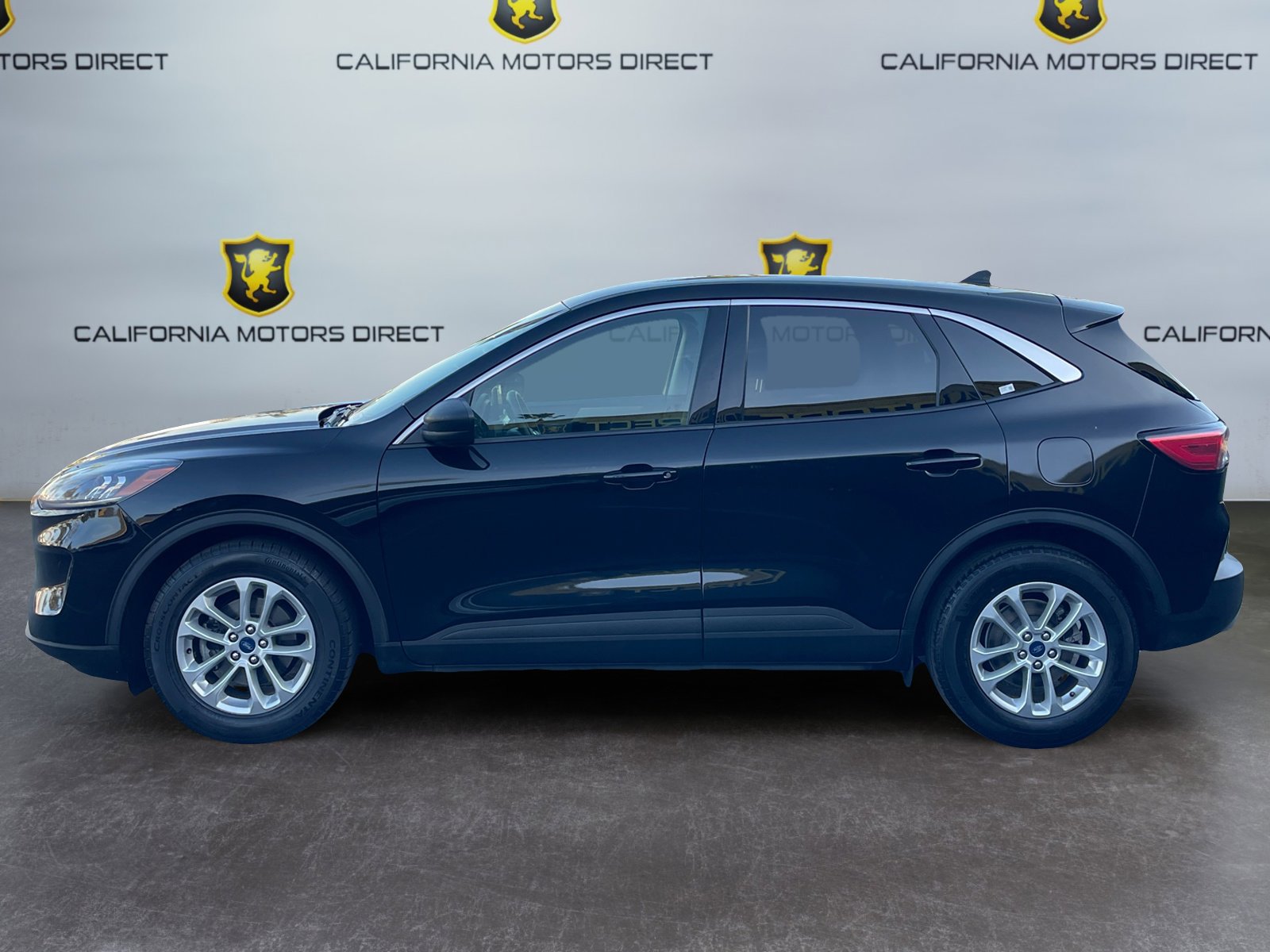 Used 2022 Ford Escape SE image 2