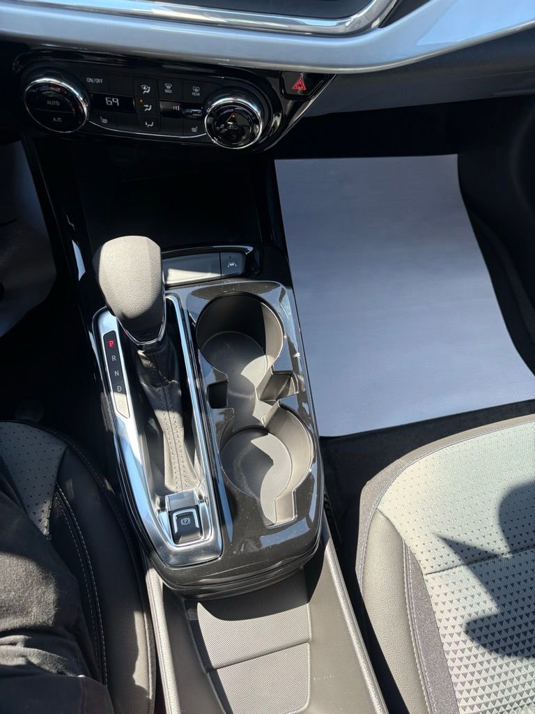 New 2026 Chevrolet Trax LT image 8