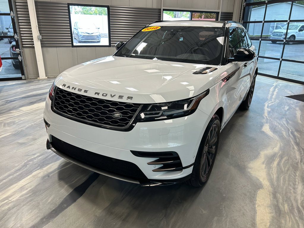 Used 2018 Land Rover Range Rover Velar R-Dynamic SE AWD/4WD image 2