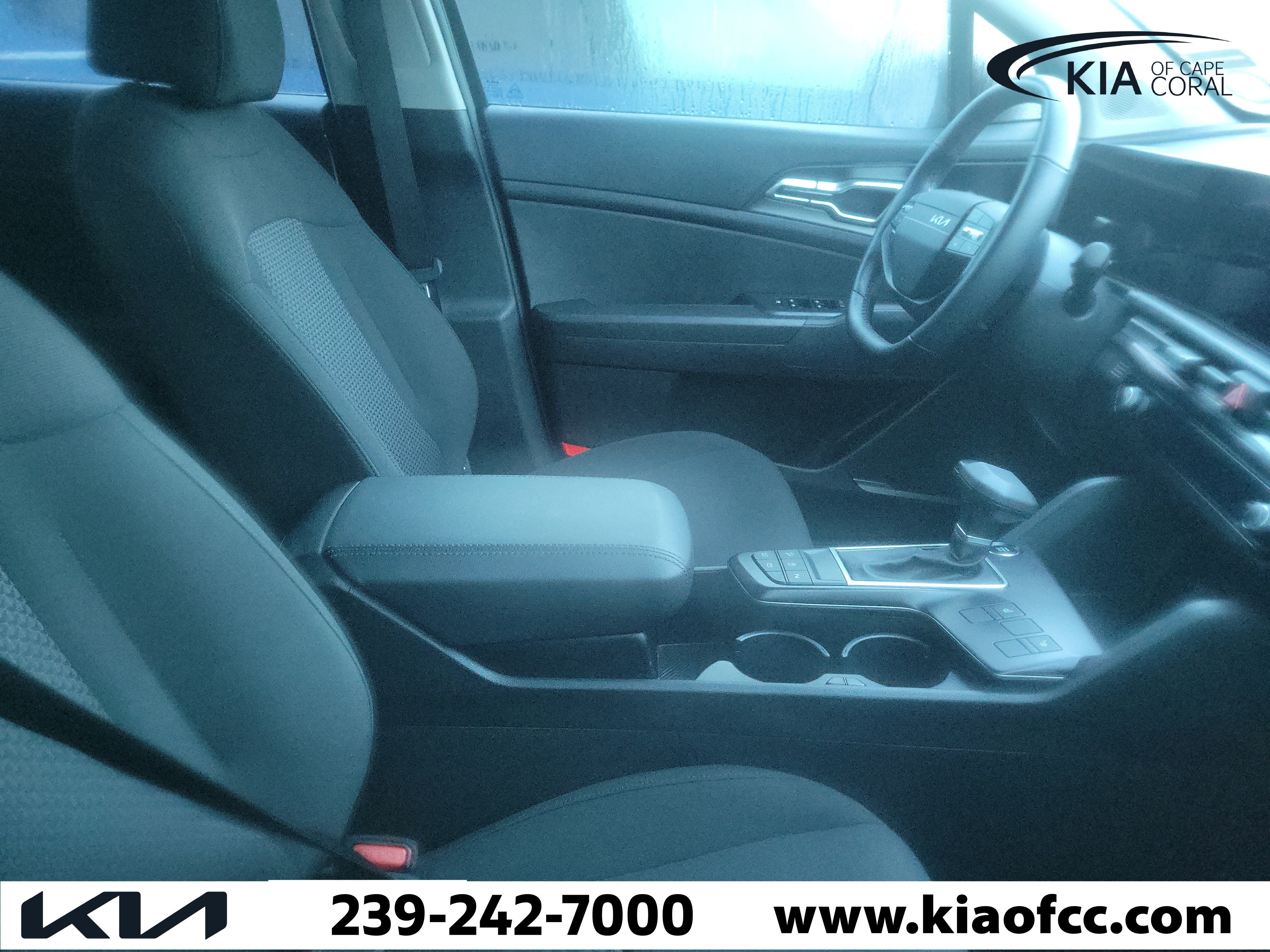 Certified 2026 Kia Sportage LX w/ LX Convenience Package FWD image 9