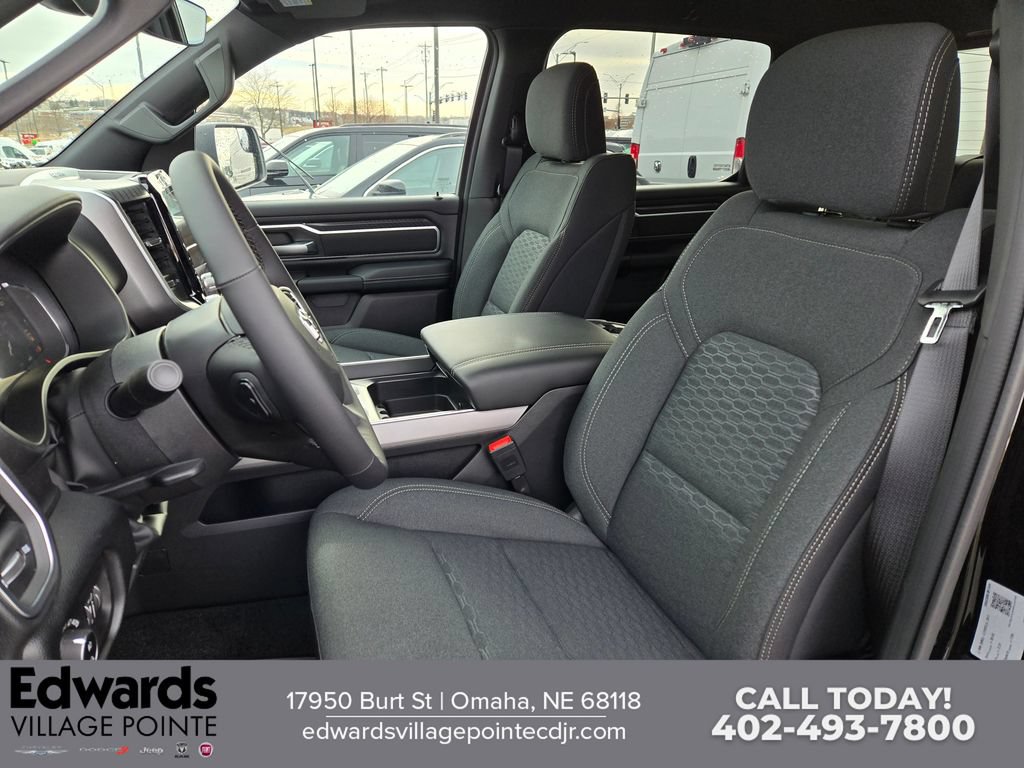 New 2026 RAM 1500 Big Horn AWD/4WD image 13