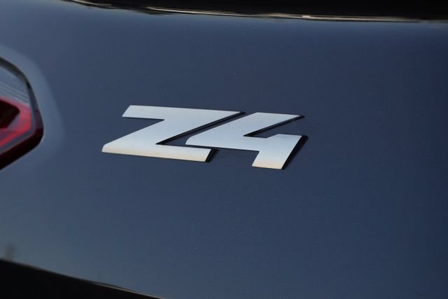 Used 2023 BMW Z4 M40i w/ Premium Package RWD image 18