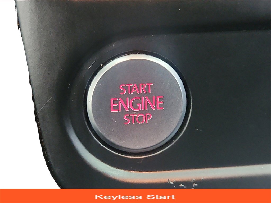 Used 2017 Volkswagen Tiguan Limited w/ Premium Package image 32