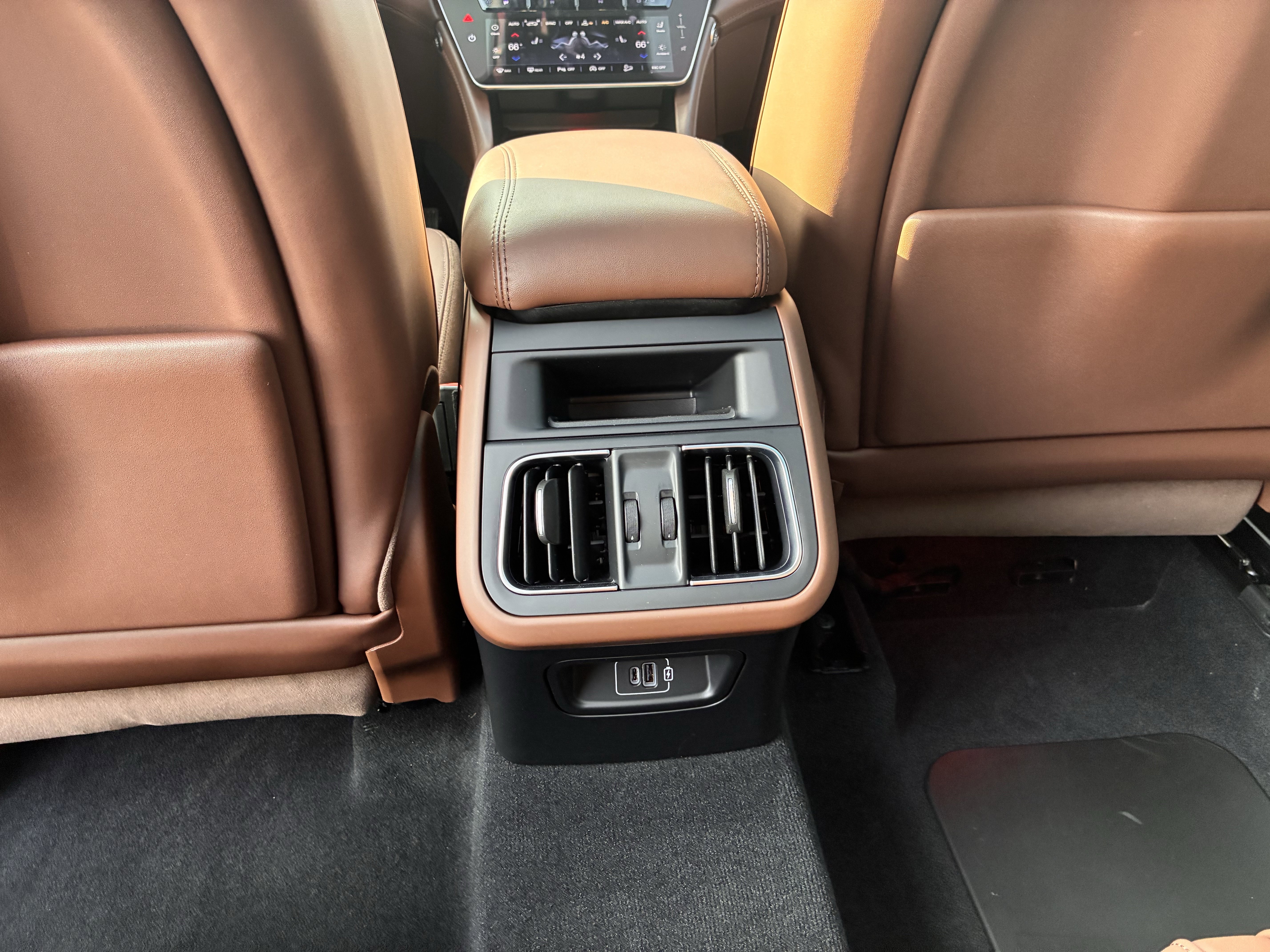 New 2025 Maserati Grecale GT image 34