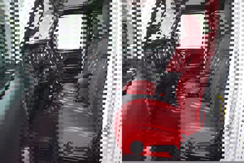 Used 2018 Jeep Wrangler Unlimited Sport S image 19