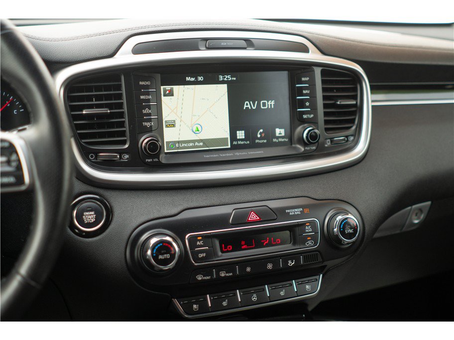 Used 2019 Kia Sorento SX FWD image 17