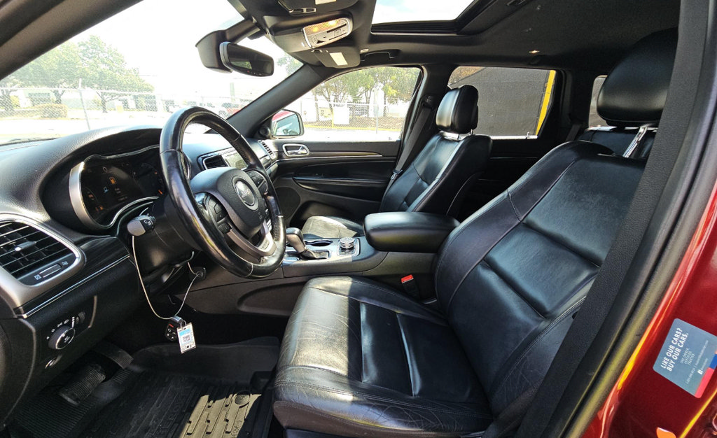 Used 2021 Jeep Grand Cherokee Limited AWD/4WD image 5