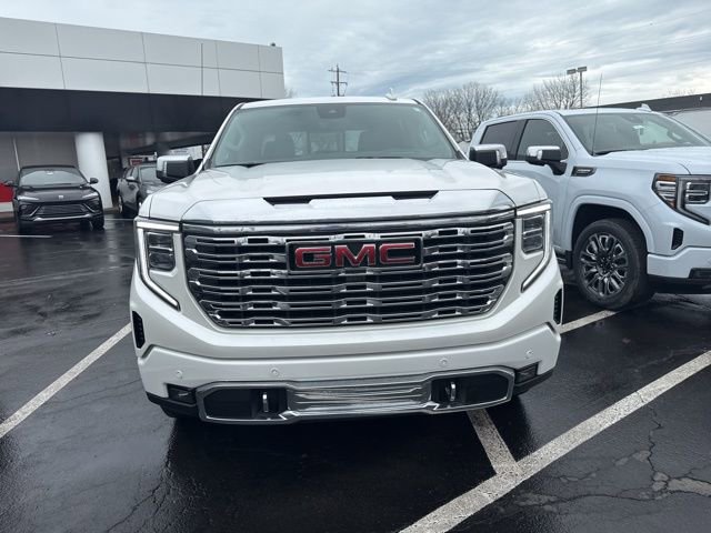 Certified 2023 GMC Sierra 1500 Denali w/ Denali Reserve Package image 3