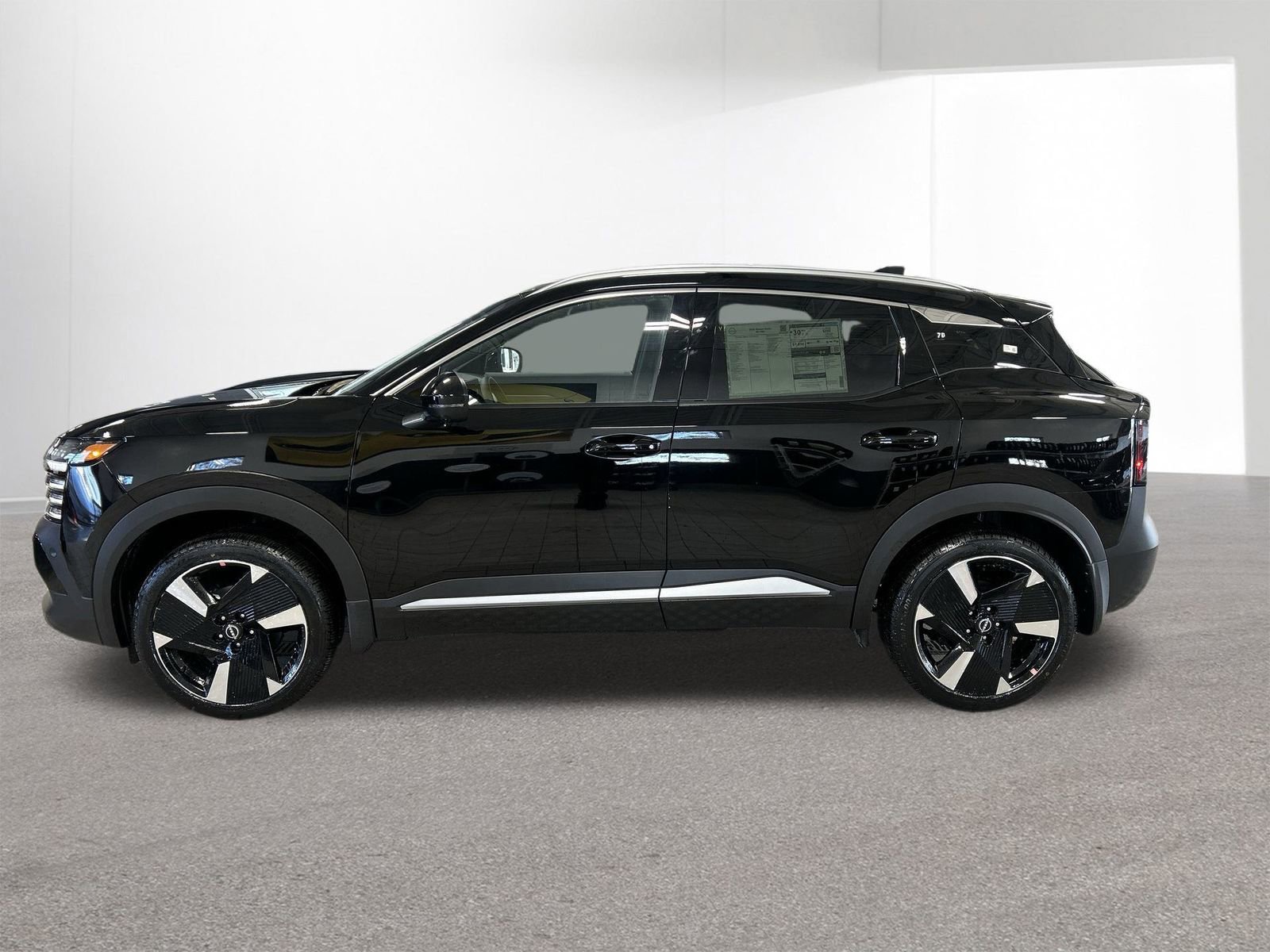 New 2026 Nissan Kicks SR w/ SR Premium Package image 34