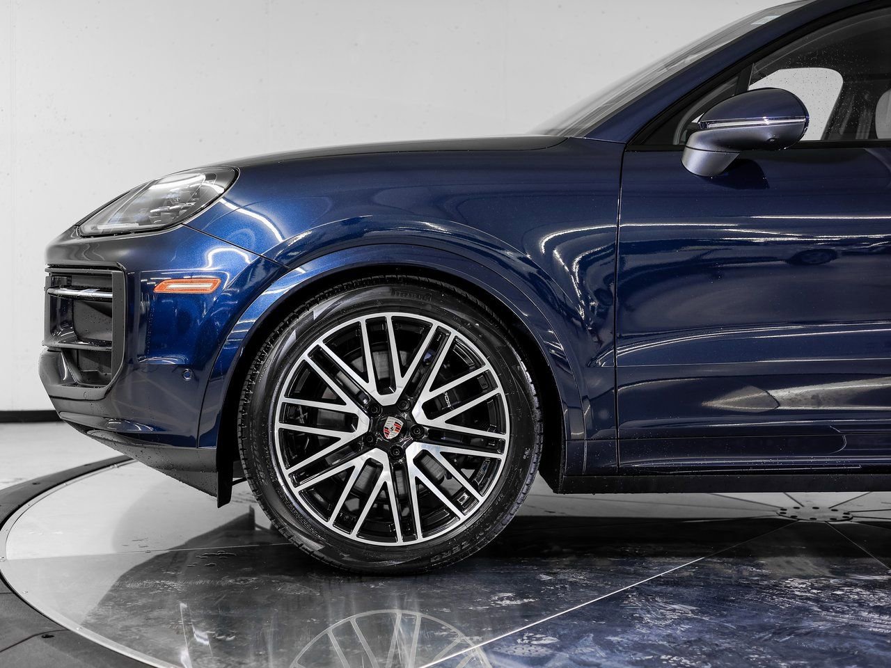 New 2026 Porsche Cayenne Coupe AWD/4WD image 11