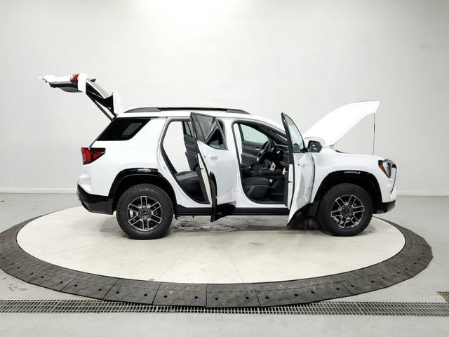 New 2026 GMC Terrain AT4 w/ Technology Package II AWD/4WD image 16