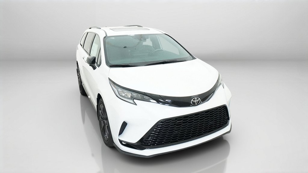 New 2026 Toyota Sienna XSE FWD image 32
