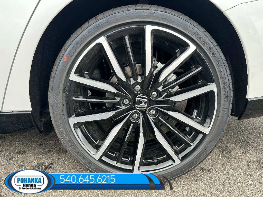 New 2026 Honda Accord Hybrid Touring image 12