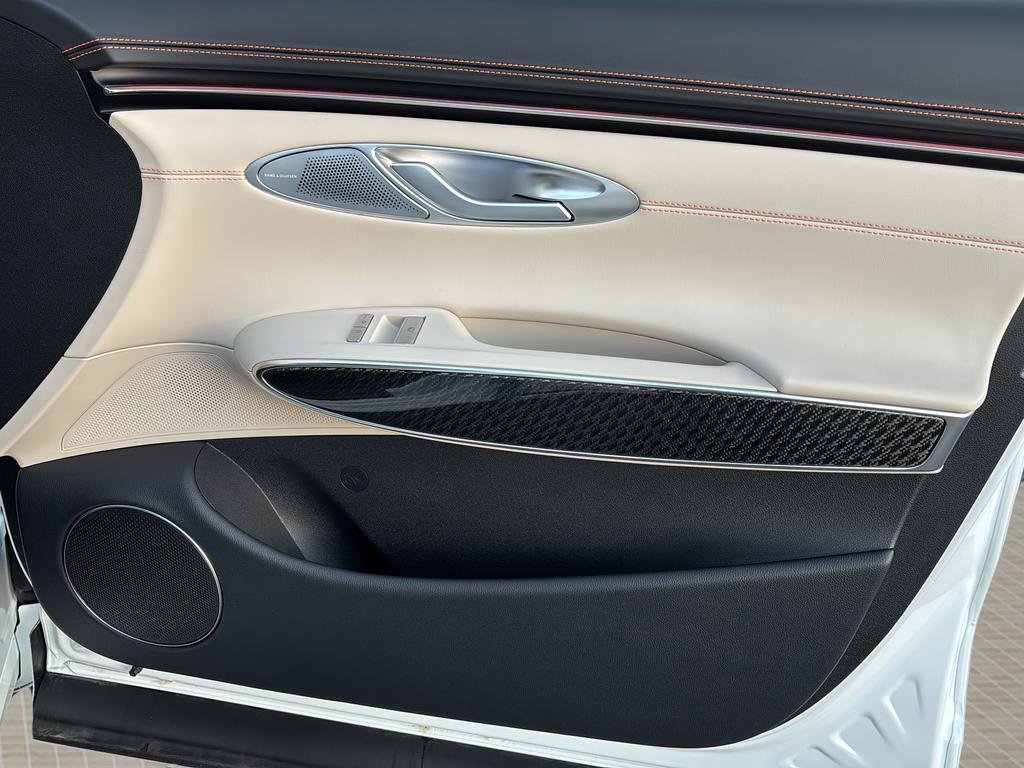 Certified 2026 Genesis GV70 3.5T Sport Prestige image 38