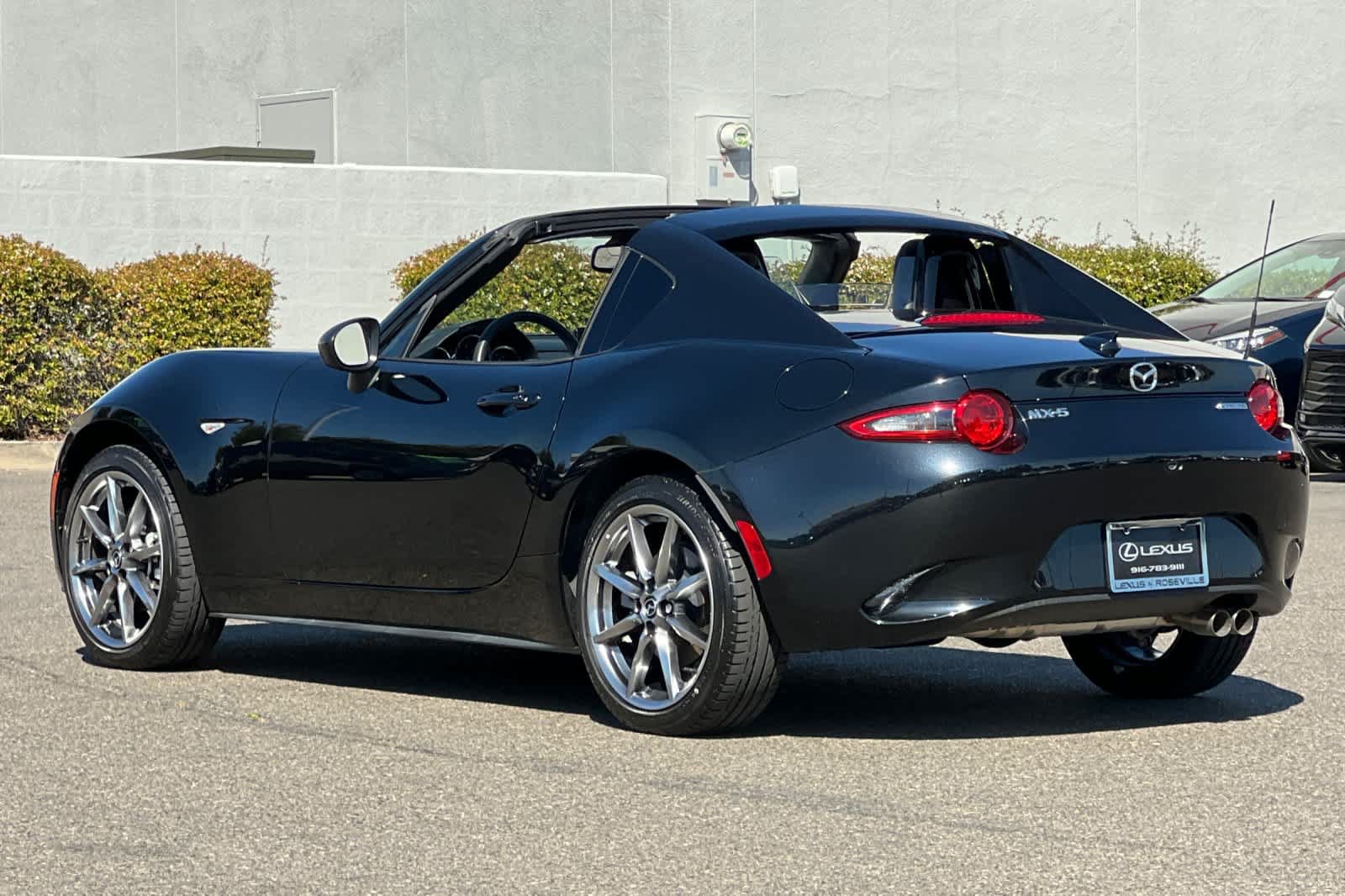 Used 2023 MAZDA MX-5 Miata Grand Touring RWD image 5