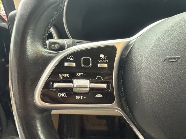 Used 2022 Mercedes-Benz GLC 300 4MATIC image 12