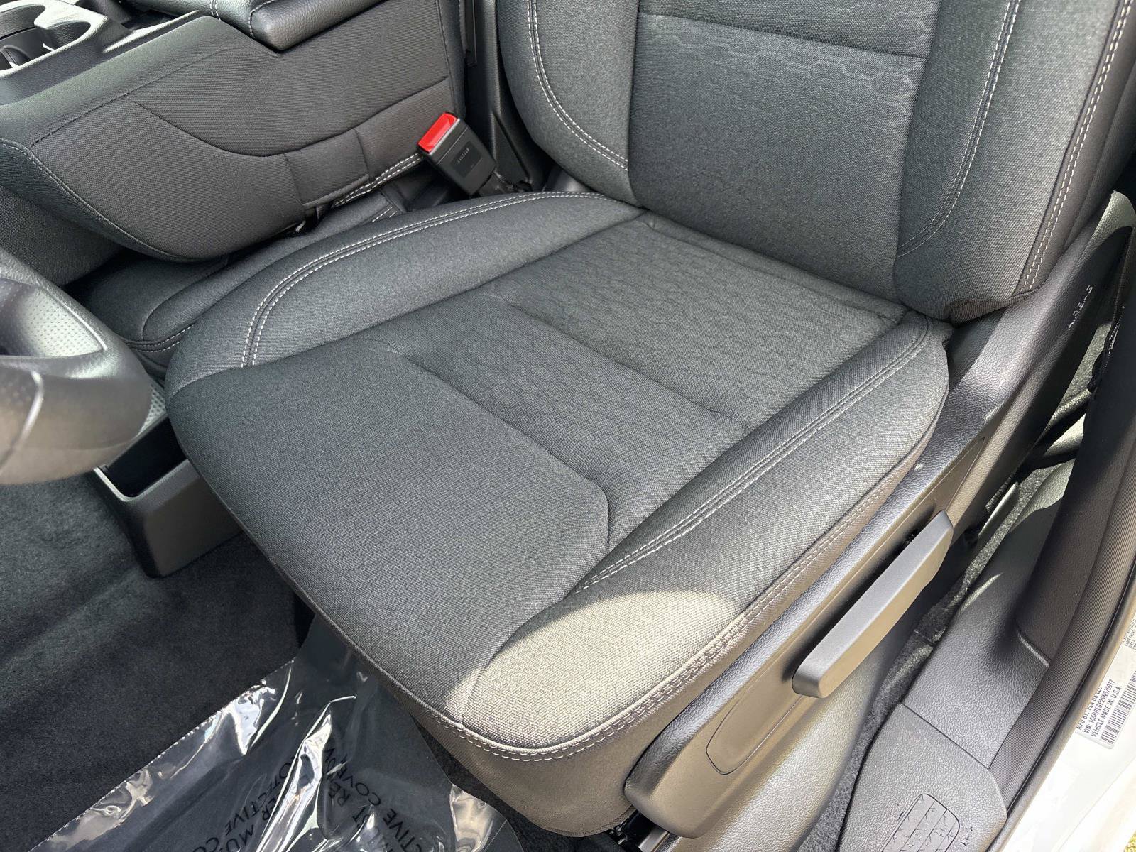 New 2027 RAM 1500 Express RWD image 19
