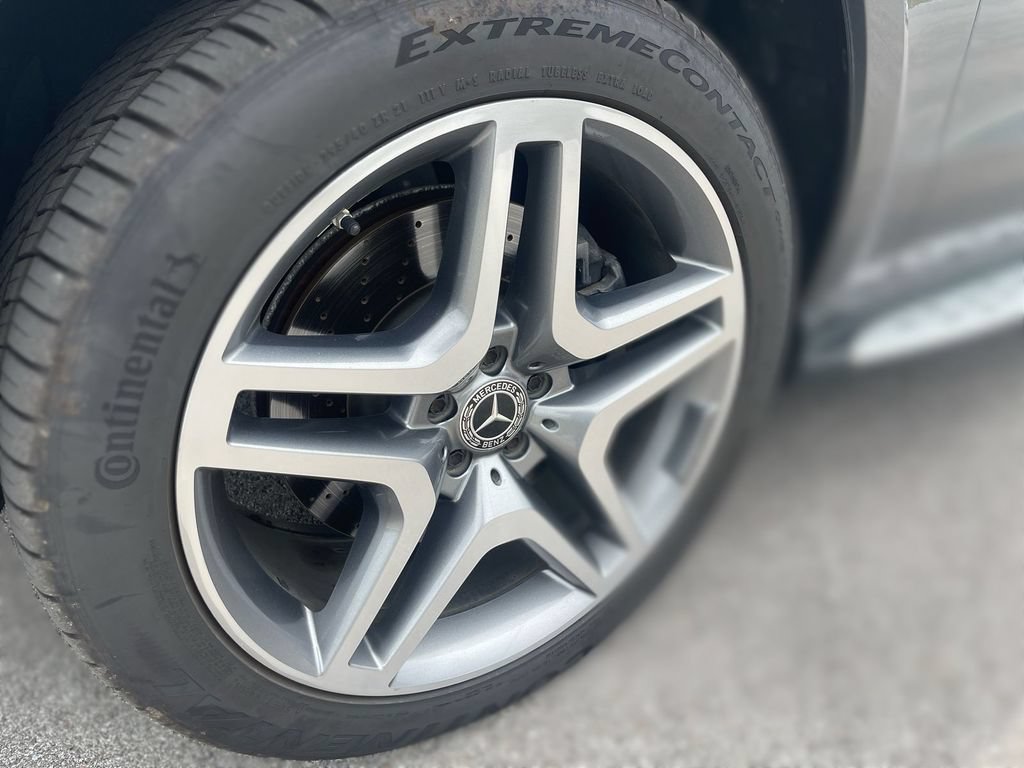 Used 2018 Mercedes-Benz GLS 550 4MATIC image 11