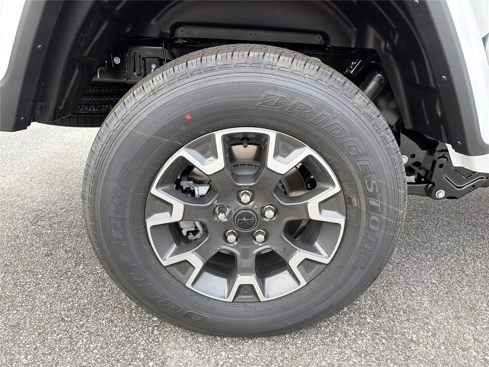 New 2026 Jeep Gladiator Sahara image 18