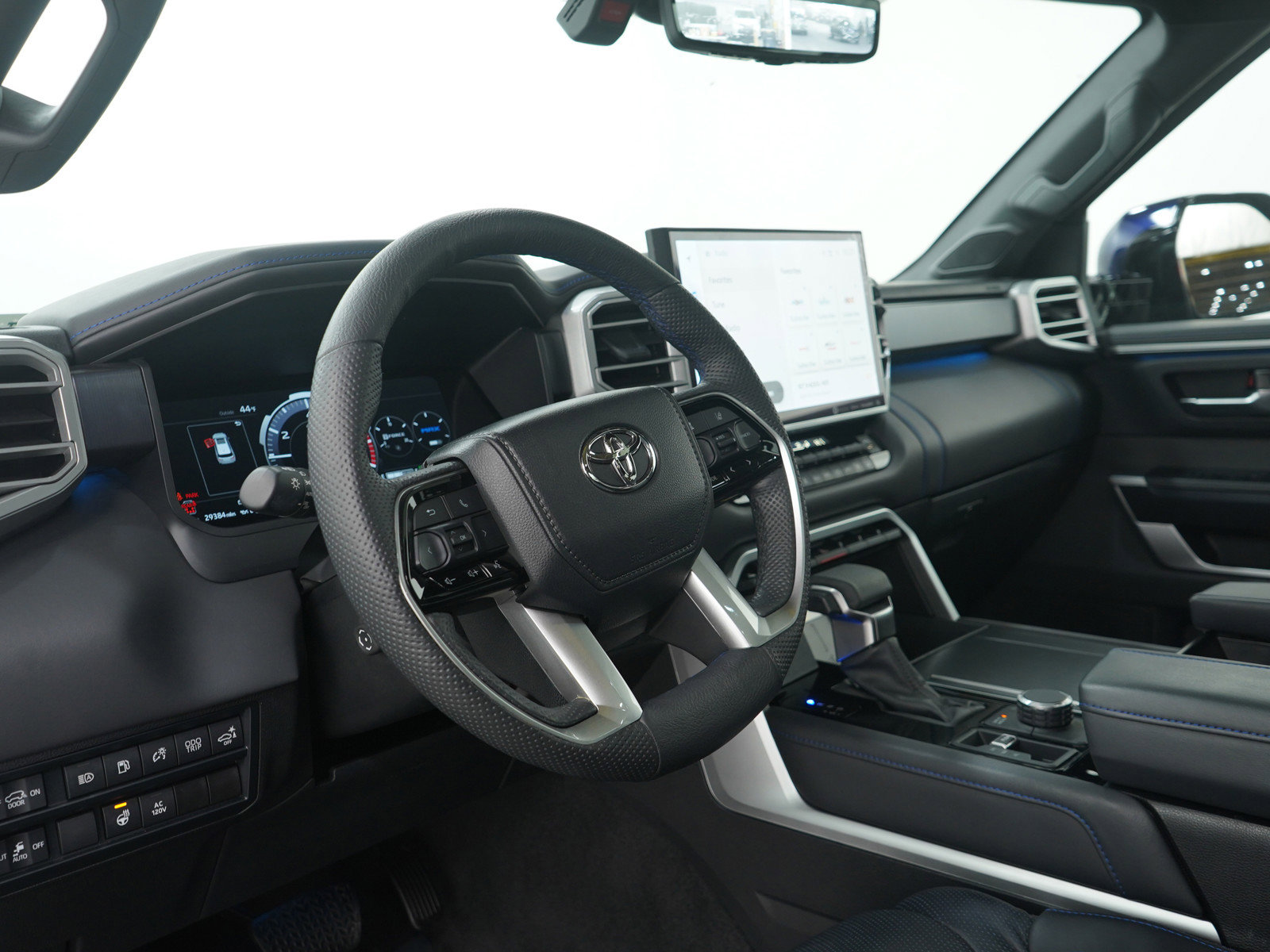 Used 2024 Toyota Sequoia Platinum image 30