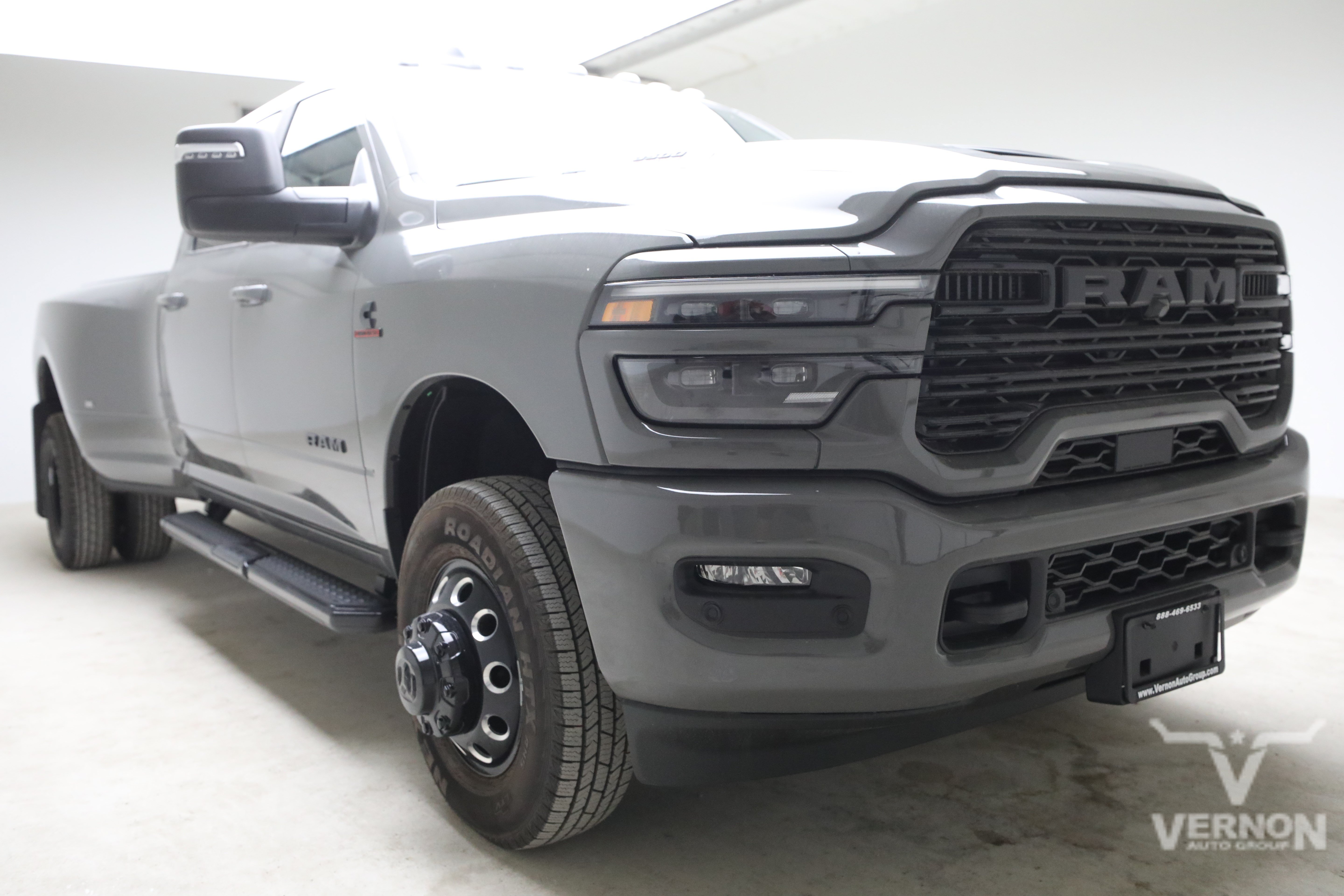 New 2026 RAM 3500 Laramie w/ Night Edition AWD/4WD image 7