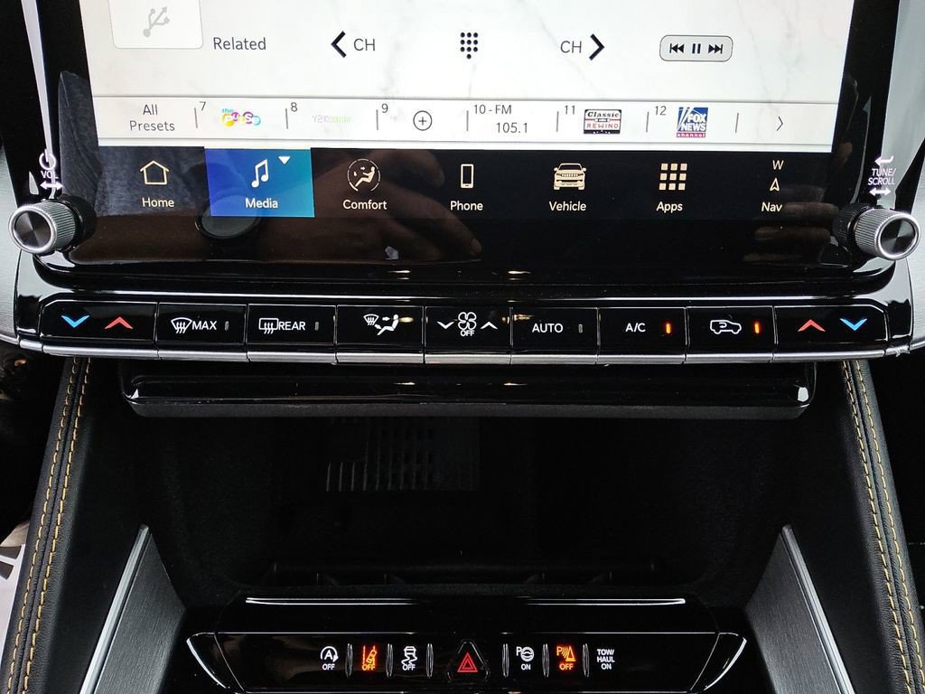 New 2026 Jeep Grand Wagoneer L 4WD image 21