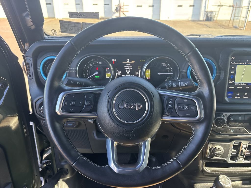 Used 2022 Jeep Wrangler Unlimited Sahara w/ Cold Weather Group image 21