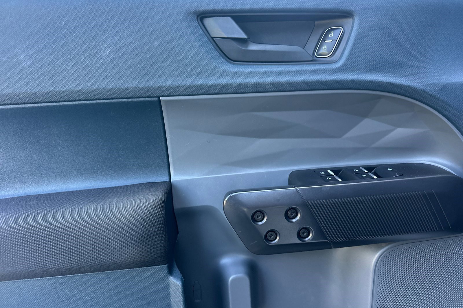 Used 2022 Ford Maverick XL image 12