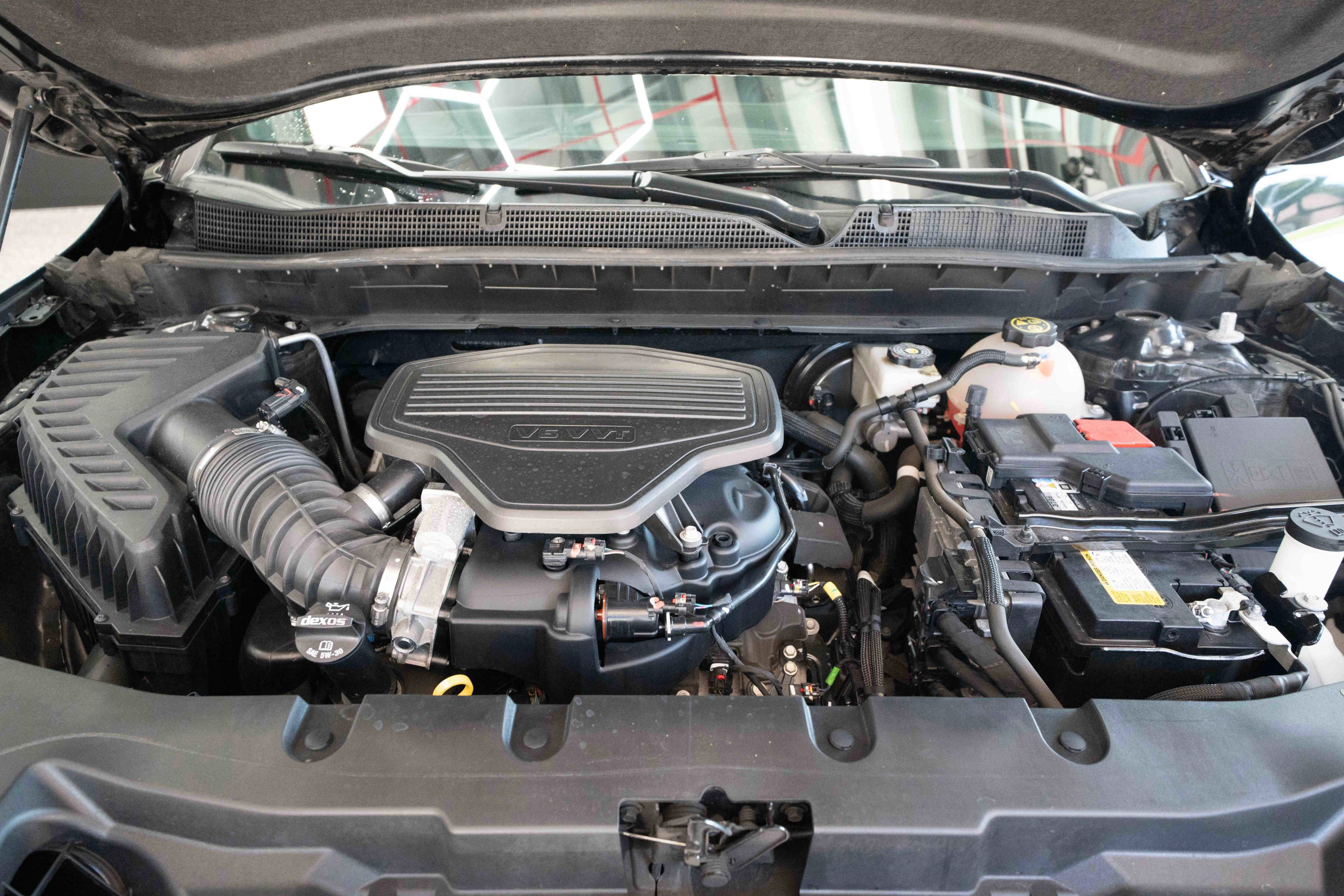 Used 2022 Chevrolet Blazer RS AWD/4WD image 32