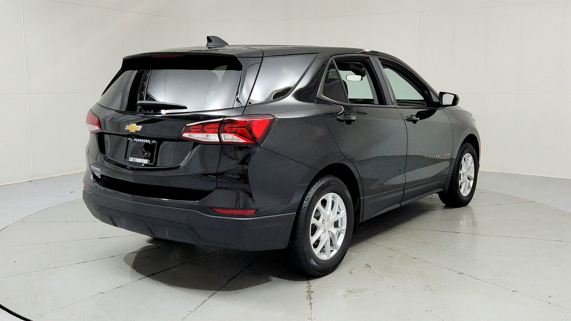 Certified 2024 Chevrolet Equinox LS w/ LS Convenience Package FWD image 5