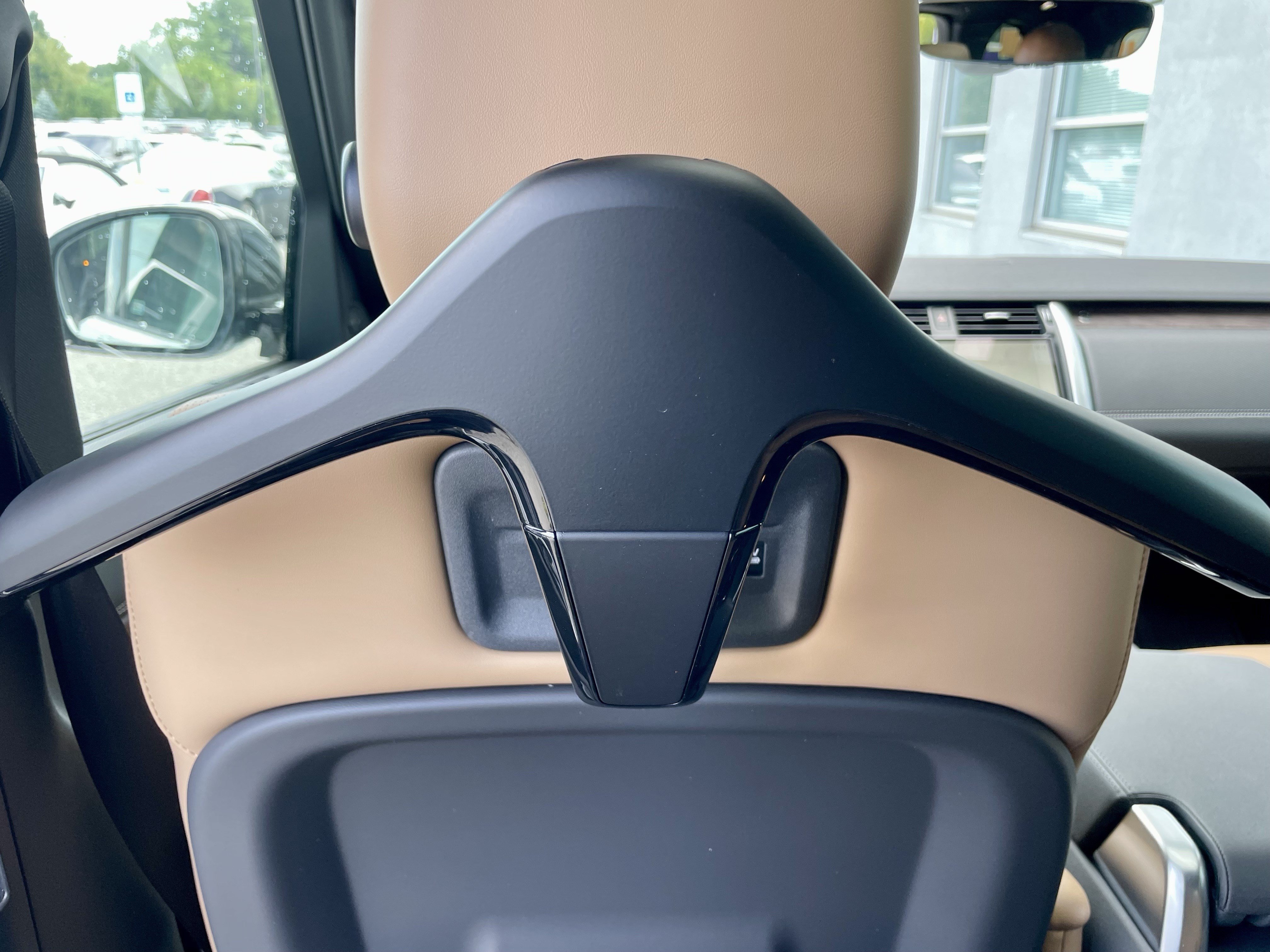 New 2026 Land Rover Discovery Dynamic SE AWD/4WD image 32