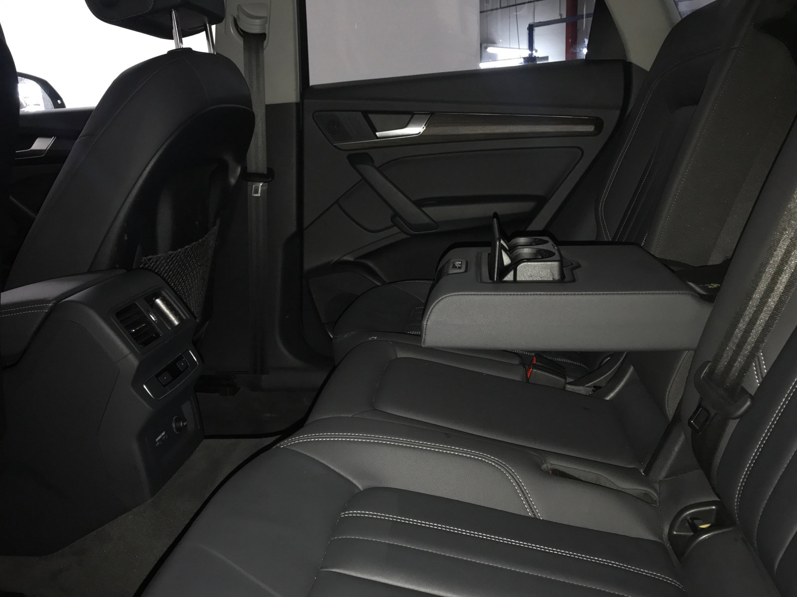 Used 2023 Audi Q5 2.0T Premium w/ Convenience Package image 11