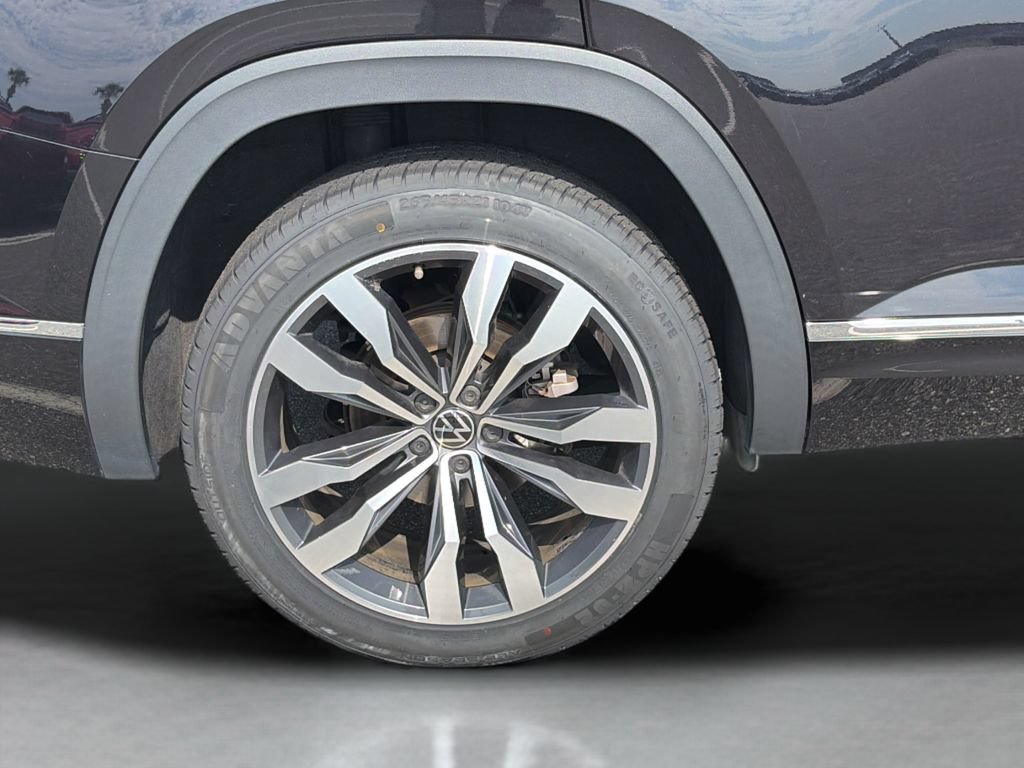 Used 2023 Volkswagen Atlas SEL Premium AWD/4WD image 30
