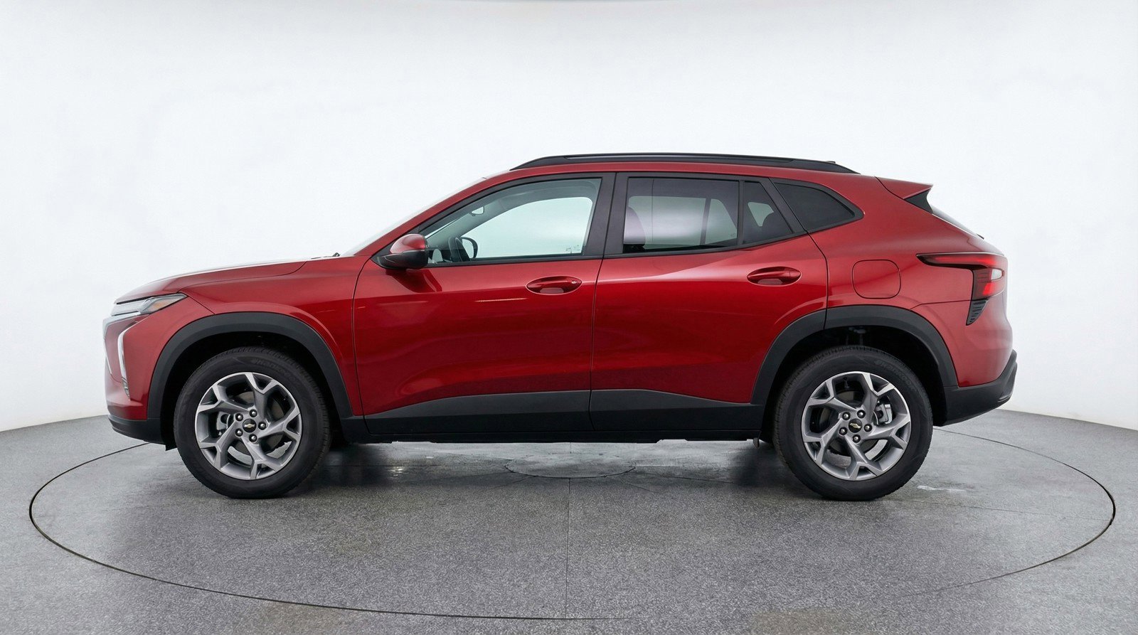 Used 2025 Chevrolet Trax LT image 5