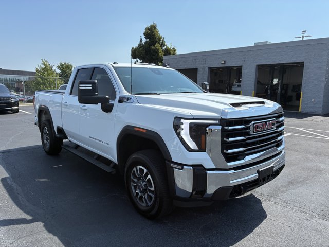 Used 2025 GMC Sierra 2500 SLE w/ SLE Value Package; AWD/4WD image 3