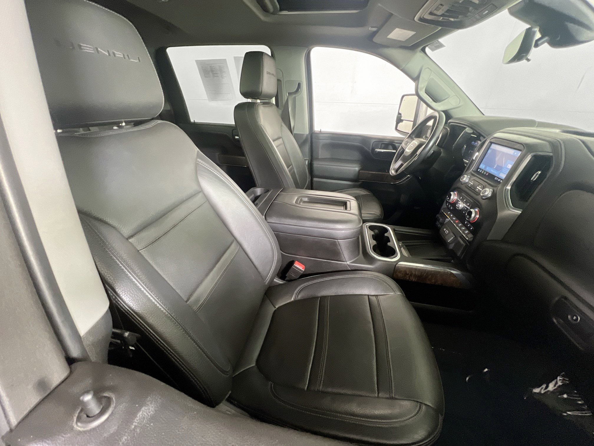 Used 2022 GMC Sierra 2500 Denali w/ Denali Ultimate Package image 28