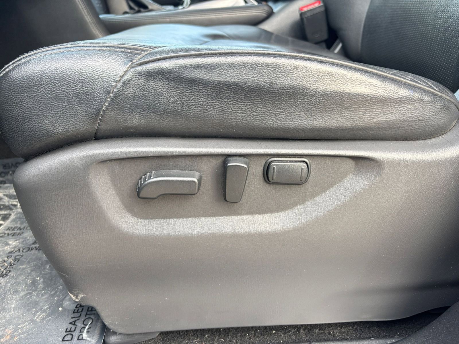 Used 2023 Nissan Armada SL image 23