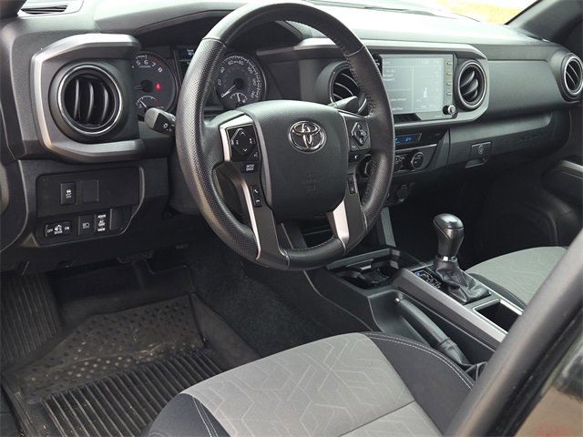 Used 2023 Toyota Tacoma TRD Off-Road image 17