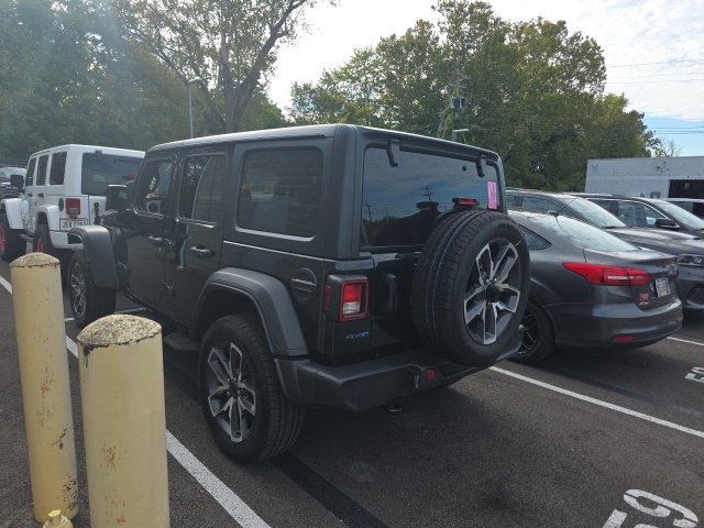 Used 2025 Jeep Wrangler Unlimited Sport S 4xe w/ Convenience Group AWD/4WD image 3