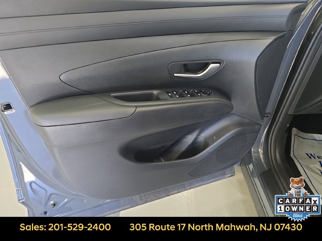 Certified 2025 Hyundai Tucson SE AWD/4WD image 11