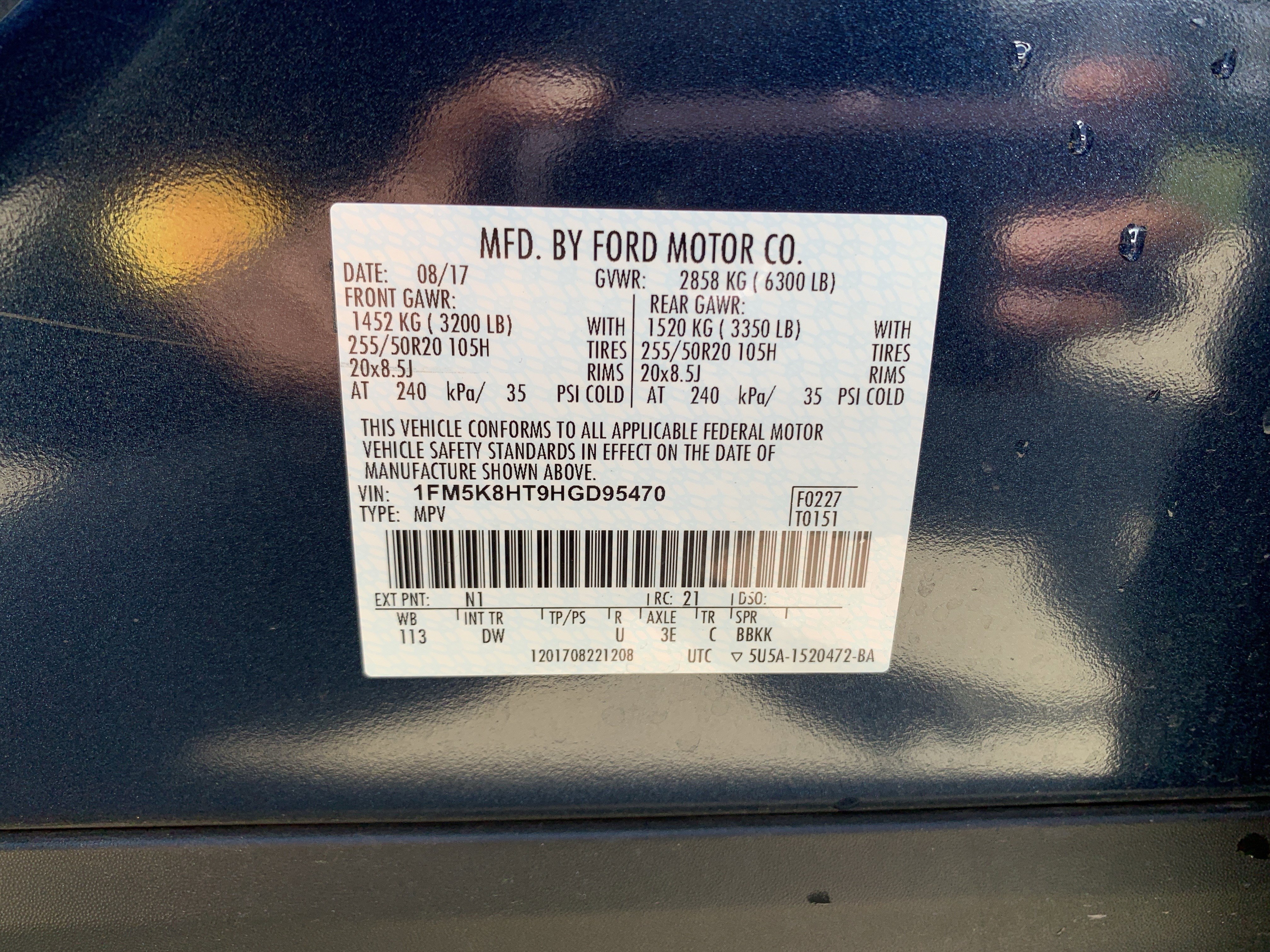 Used 2017 Ford Explorer Platinum AWD/4WD image 36
