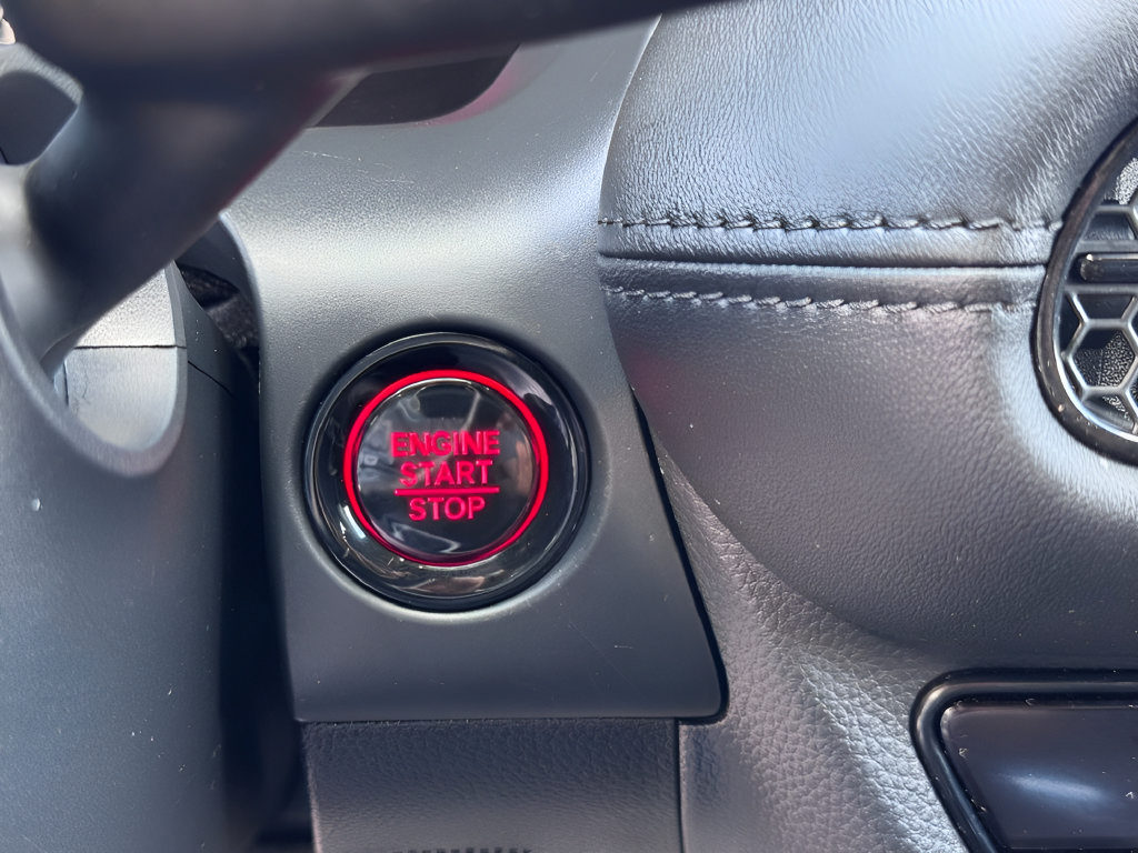 Used 2025 Honda HR-V LX image 18