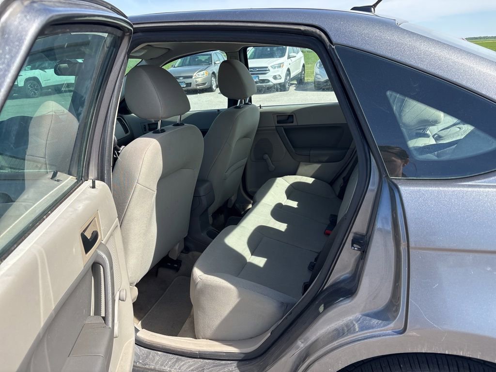 Used 2011 Ford Focus S FWD image 22