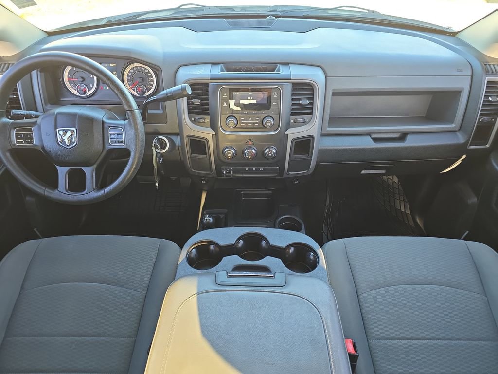 Used 2016 RAM 2500 Tradesman w/ Chrome Appearance Group image 9