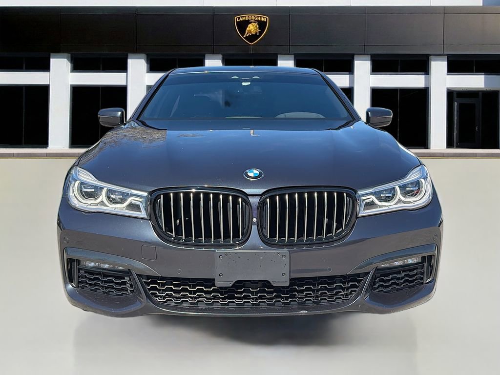Used 2019 BMW 750i xDrive w/ M Sport Package image 8