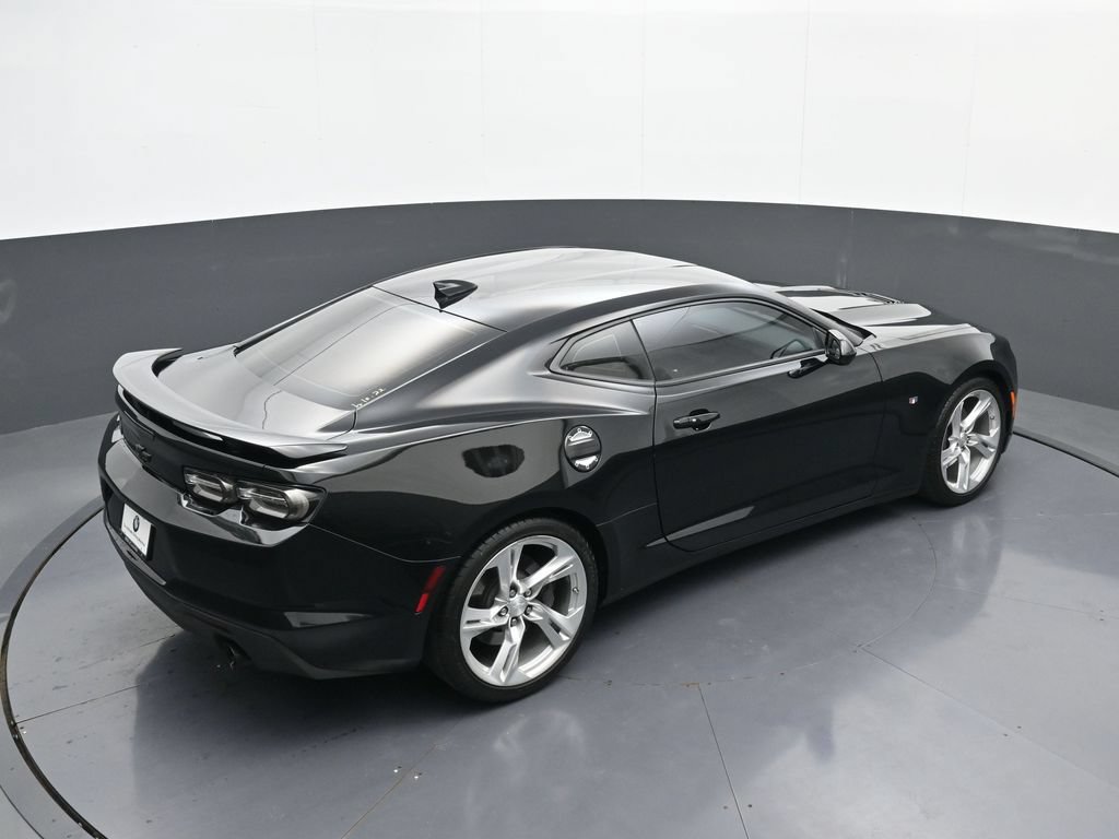 Used 2019 Chevrolet Camaro SS RWD image 33