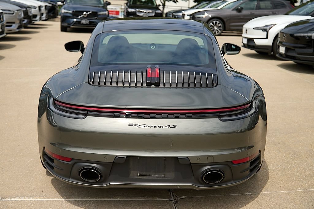 Used 2022 Porsche 911 Carrera 4S AWD/4WD image 18
