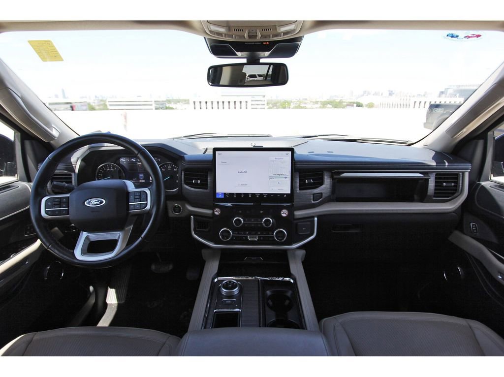 Used 2024 Ford Expedition Max Limited image 9